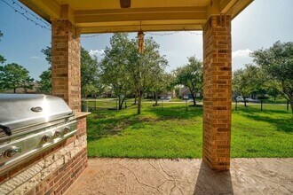 29810 N Legends Village Cir in Spring, TX - Building Photo - Building Photo