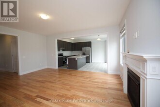 41 Walters St in Kawartha Lakes, ON - Building Photo - Building Photo