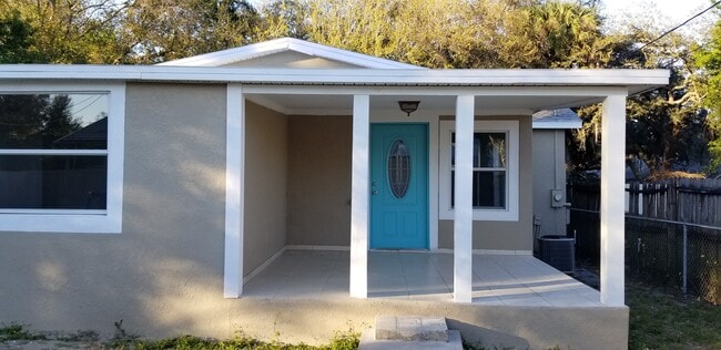 1523 w hiawatha st, Unit Apt 1 in Tampa, FL - Foto de edificio - Building Photo