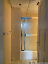 62 Boylston St, Unit 224 in Boston, MA - Building Photo - Building Photo