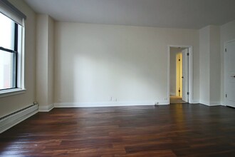 2933 N Sheridan Rd in Chicago, IL - Building Photo - Building Photo