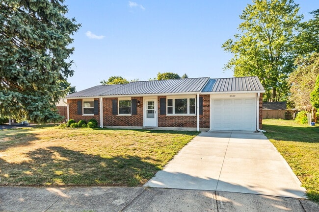 2520 Glenmore Ct in Troy, OH - Building Photo - Building Photo