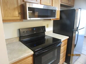 1120 Eagle Feather Cir, Unit Indian Creek Condo in West Carrollton, OH - Building Photo - Building Photo