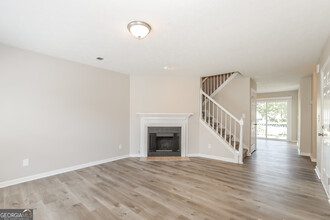 6515 Sevenoaks Dr in Tucker, GA - Building Photo - Building Photo