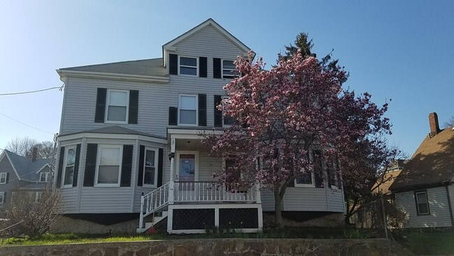 property at 62 1/2 Essex St