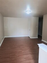 6409 Hidden Springs Dr in Arlington, TX - Foto de edificio - Building Photo