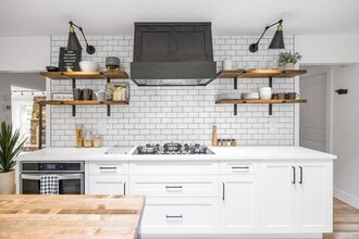 26450 Ferguson Av in Maple Ridge, BC - Building Photo - Building Photo