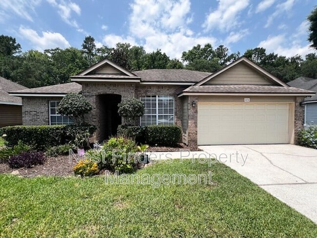 property at 4434 Cobblefield Cir W
