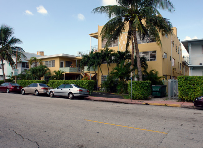 1520-1530 Jefferson Ave in Miami Beach, FL - Building Photo - Building Photo