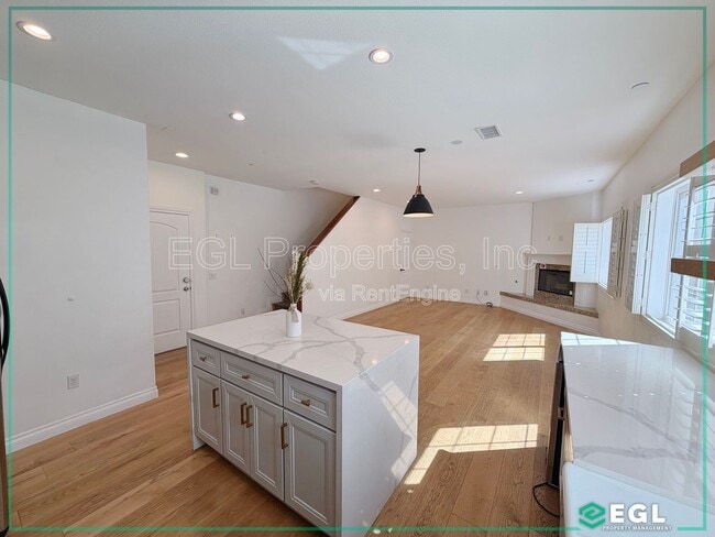 1521 S Hayworth Ave in Los Angeles, CA - Building Photo - Building Photo