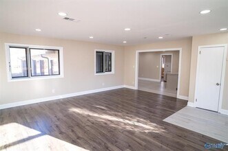 10103 Dunbarton Dr SE in Huntsville, AL - Building Photo - Building Photo