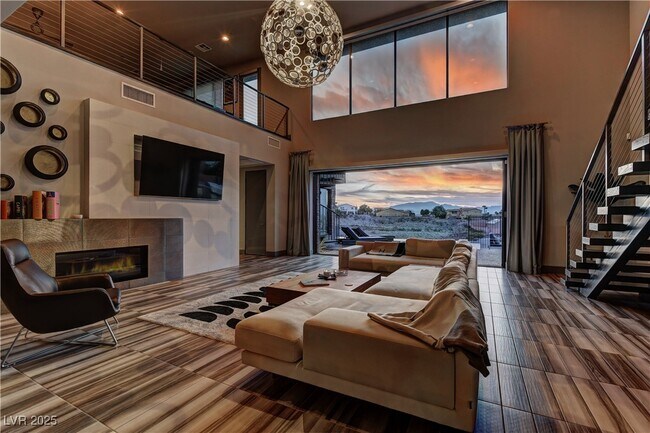 861 Vegas View Dr in Henderson, NV - Building Photo - Building Photo