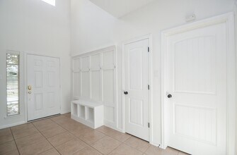 8906 Hostler Dr in Tomball, TX - Building Photo - Building Photo