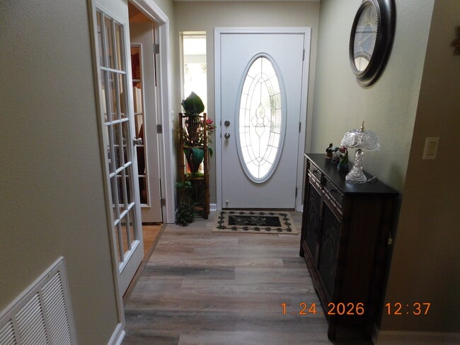 414 Sioux Blvd in Oak Hill, FL - Building Photo - Building Photo