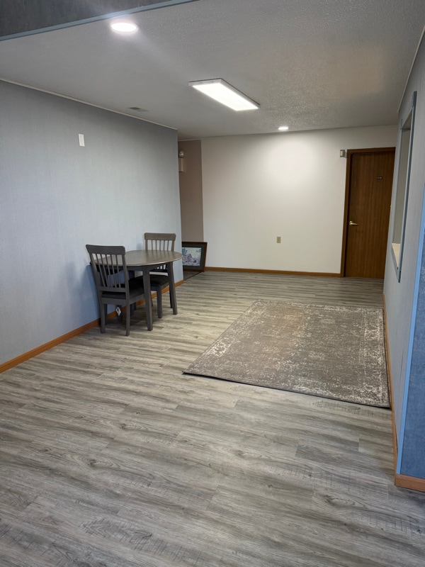 604 S Polk St, Unit HZ101 in Maysville, MO - Foto de edificio - Building Photo