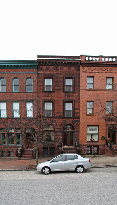 1704 Park Ave in Baltimore, MD - Building Photo