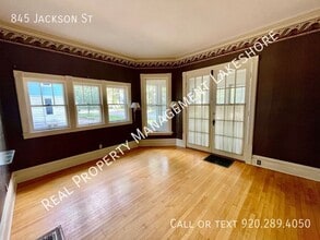 845 Jackson St in Oshkosh, WI - Building Photo - Building Photo