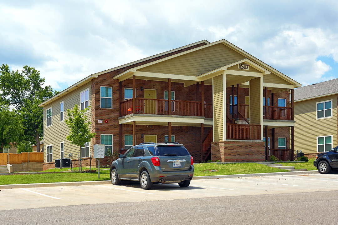 1511-1519 W London St in El Reno, OK - Building Photo