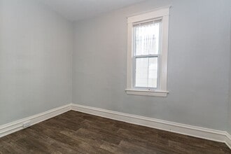 924 Nagold St NW in Grand Rapids, MI - Building Photo - Building Photo