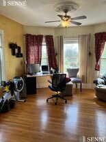 9 Forster St, Unit 2 in Somerville, MA - Building Photo