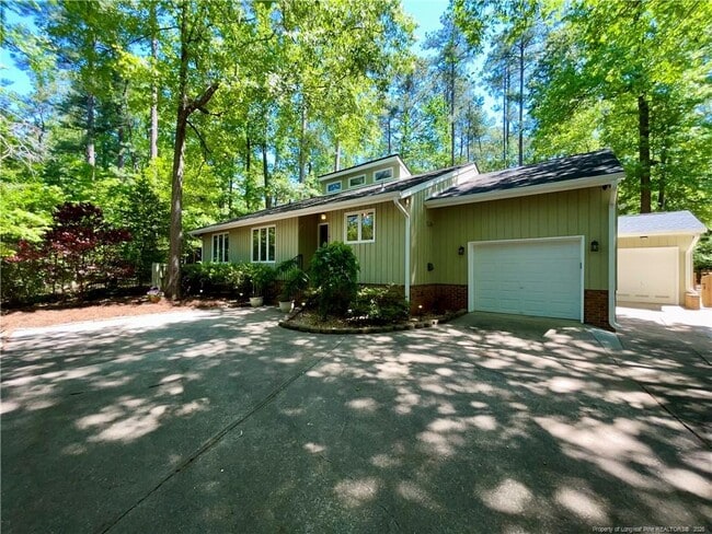 1710 Chateau Cir in Sanford, NC - Building Photo - Building Photo