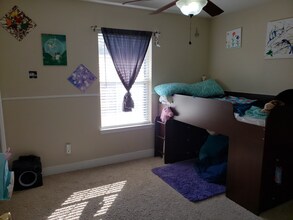 2061 Riviera Ln S in Navarre, FL - Building Photo - Building Photo