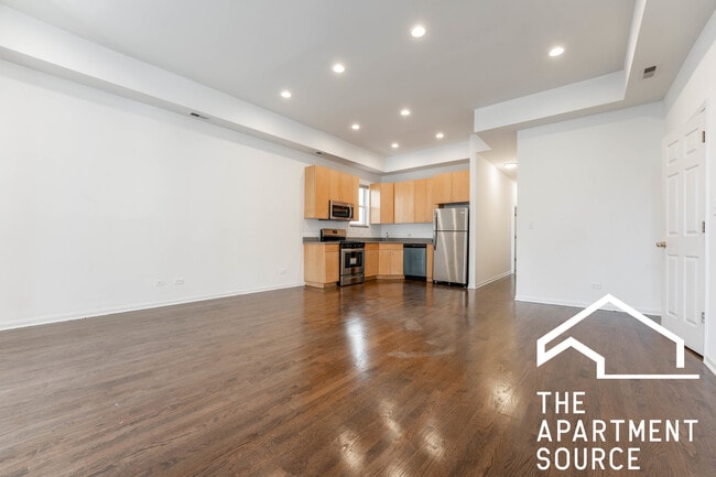 property at 2112 N Campbell Ave