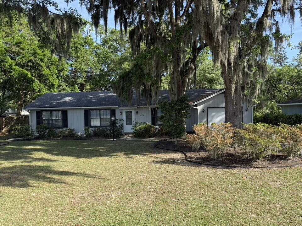 3008 Cedarbrook St in Beaufort, SC - Building Photo