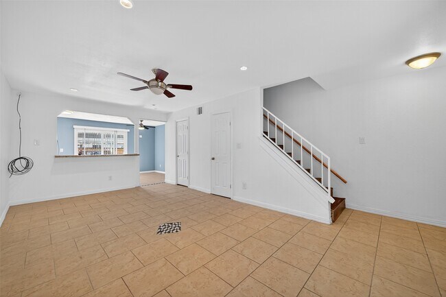 1701 Upland Dr in Houston, TX - Foto de edificio - Building Photo