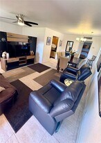 535 Saxony Dr in Delray Beach, FL - Building Photo