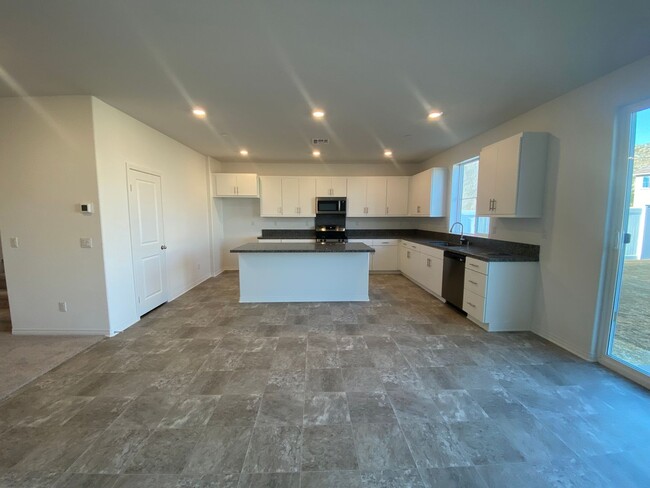 30194 Sunset Pier Dr in Menifee, CA - Building Photo - Building Photo