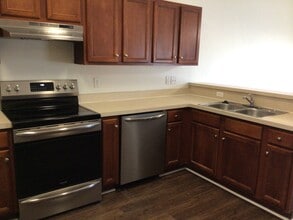1001 SW Hamrock Ave in Port St. Lucie, FL - Building Photo - Building Photo