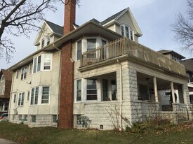 3003 N Maryland Ave in Milwaukee, WI - Building Photo