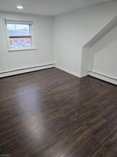 18 Donna Dr in Wood Ridge, NJ - Building Photo - Building Photo