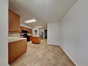 2407 Aspen Dale Dr in Spring, TX - Building Photo - Building Photo