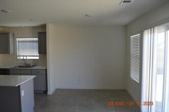 2258 Emory Ct in Los Banos, CA - Building Photo - Building Photo
