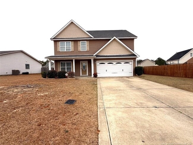 408 Bellgrove Dr in Hope Mills, NC - Building Photo - Building Photo