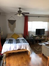 3873 Canning Avenue, Unit Studio in San Diego, CA - Foto de edificio - Building Photo