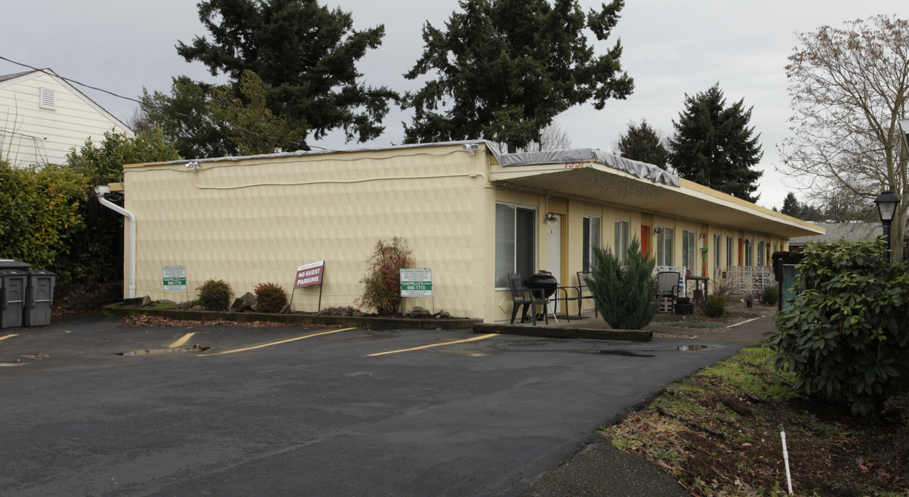 1331 E Reserve St in Vancouver, WA - Building Photo