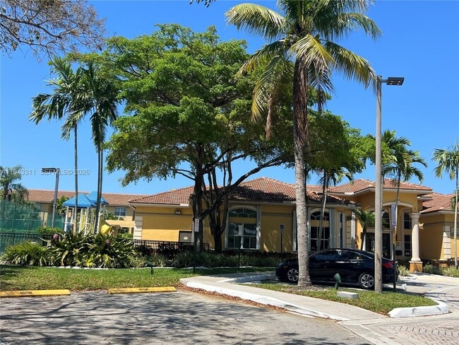 9640 NW 2nd St in Pembroke Pines, FL - Building Photo - Building Photo