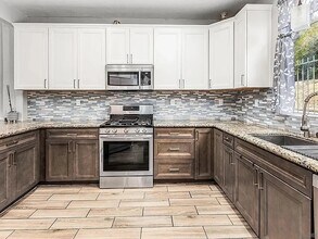 4730 Milano Way in Oceanside, CA - Building Photo - Building Photo