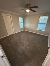 4915 Heyworth Ave in Dallas, TX - Building Photo - Building Photo