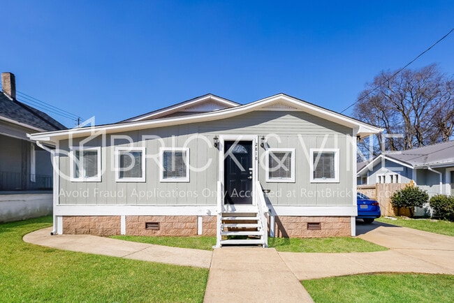 property at 2818 Avenue G