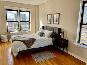 434 W Roscoe St in Chicago, IL - Building Photo - Building Photo