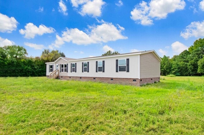 4877 Wayne Memorial Dr in Goldsboro, NC - Building Photo - Building Photo