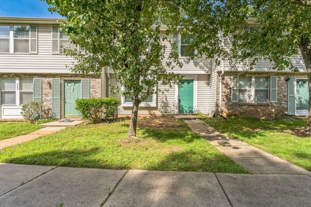 5226 Fair Wind Ln in Charlotte, NC - Building Photo