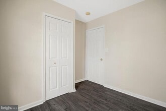 7641 Fairbrook Rd in Woodlawn, MD - Building Photo - Building Photo