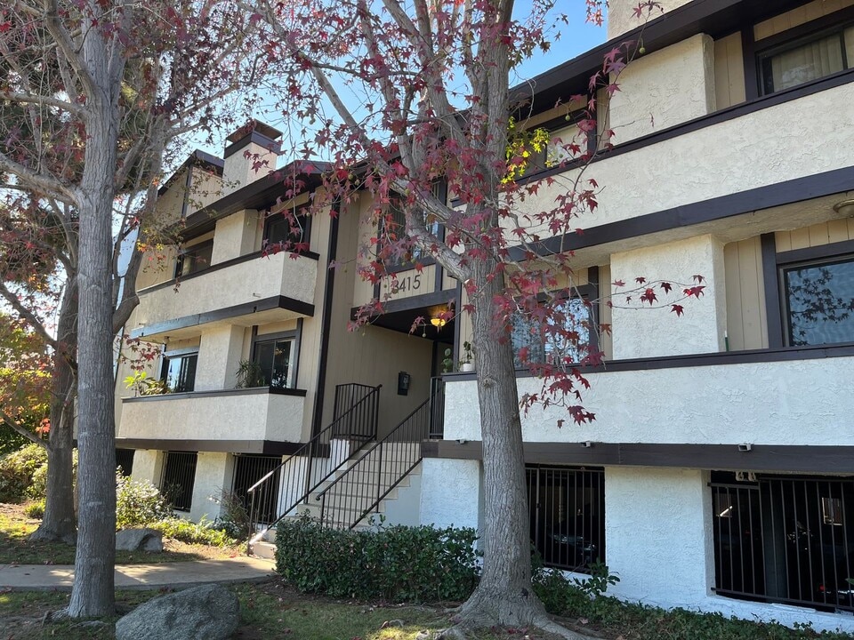 3415 McLaughlin Ave in Los Angeles, CA - Building Photo