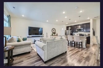 16828 E 119th Ave in Commerce City, CO - Foto de edificio - Building Photo