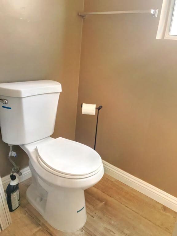 property at 18307 Burbank Blvd